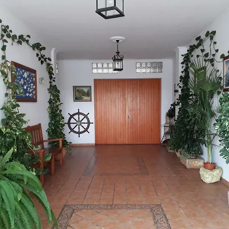 Vista Al Puerto Апартаменты *